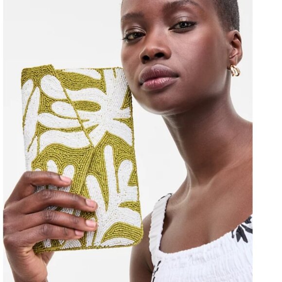 On 34th hand beaded envelope evening clutch - Green / White - Picture 9 of 11